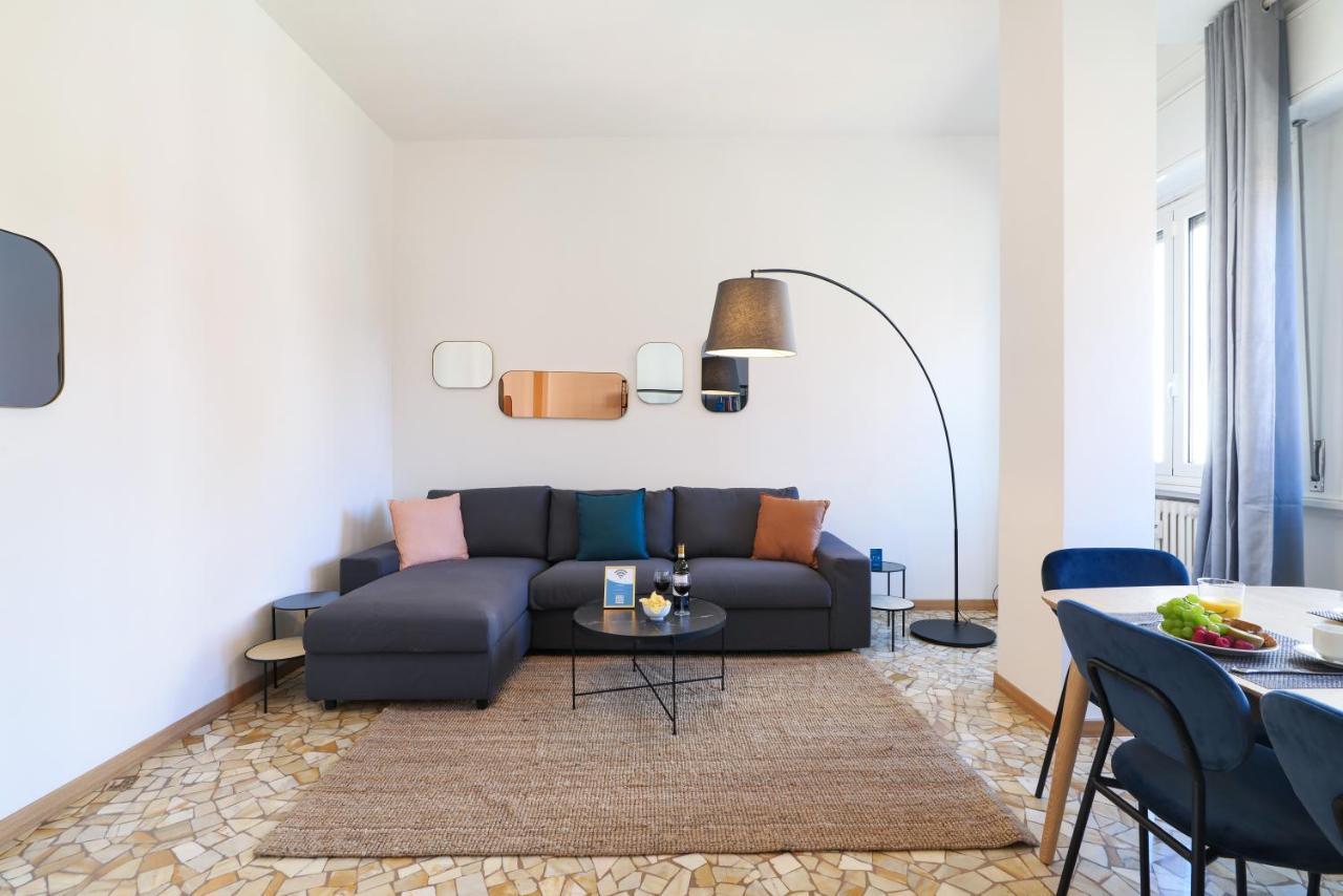 Sweett - Fontana Appartement Milaan Buitenkant foto